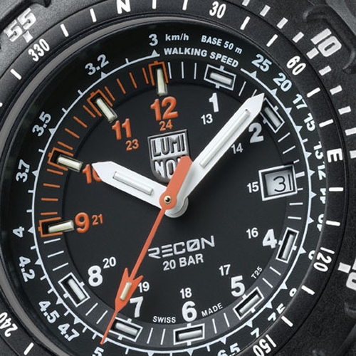 15637-luminox-8821-km-recon